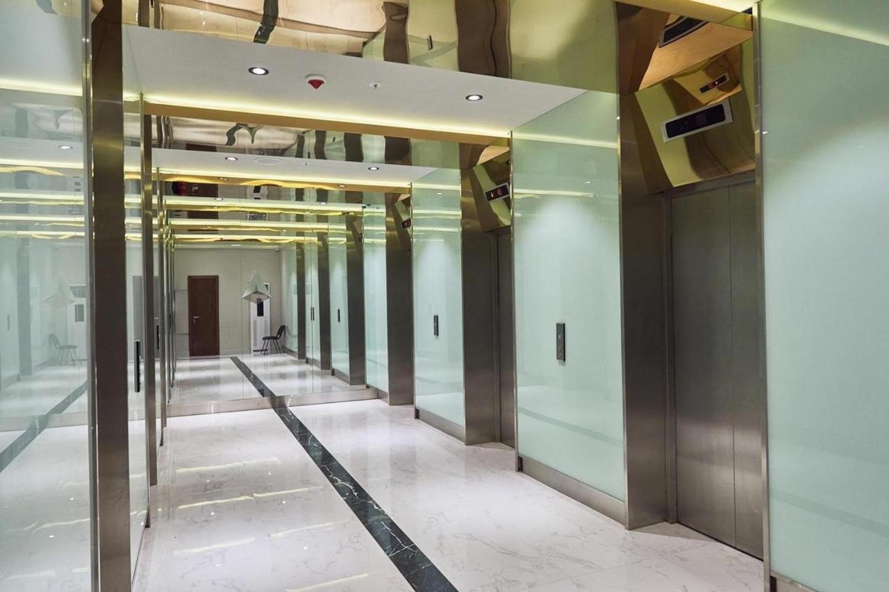 Batumi Aparthotel Orbi Twin Skyscraper Dış mekan fotoğraf